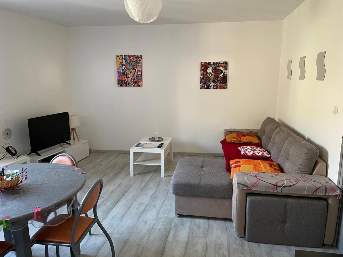 Apartament La Desirade Catllar Zewnętrze zdjęcie